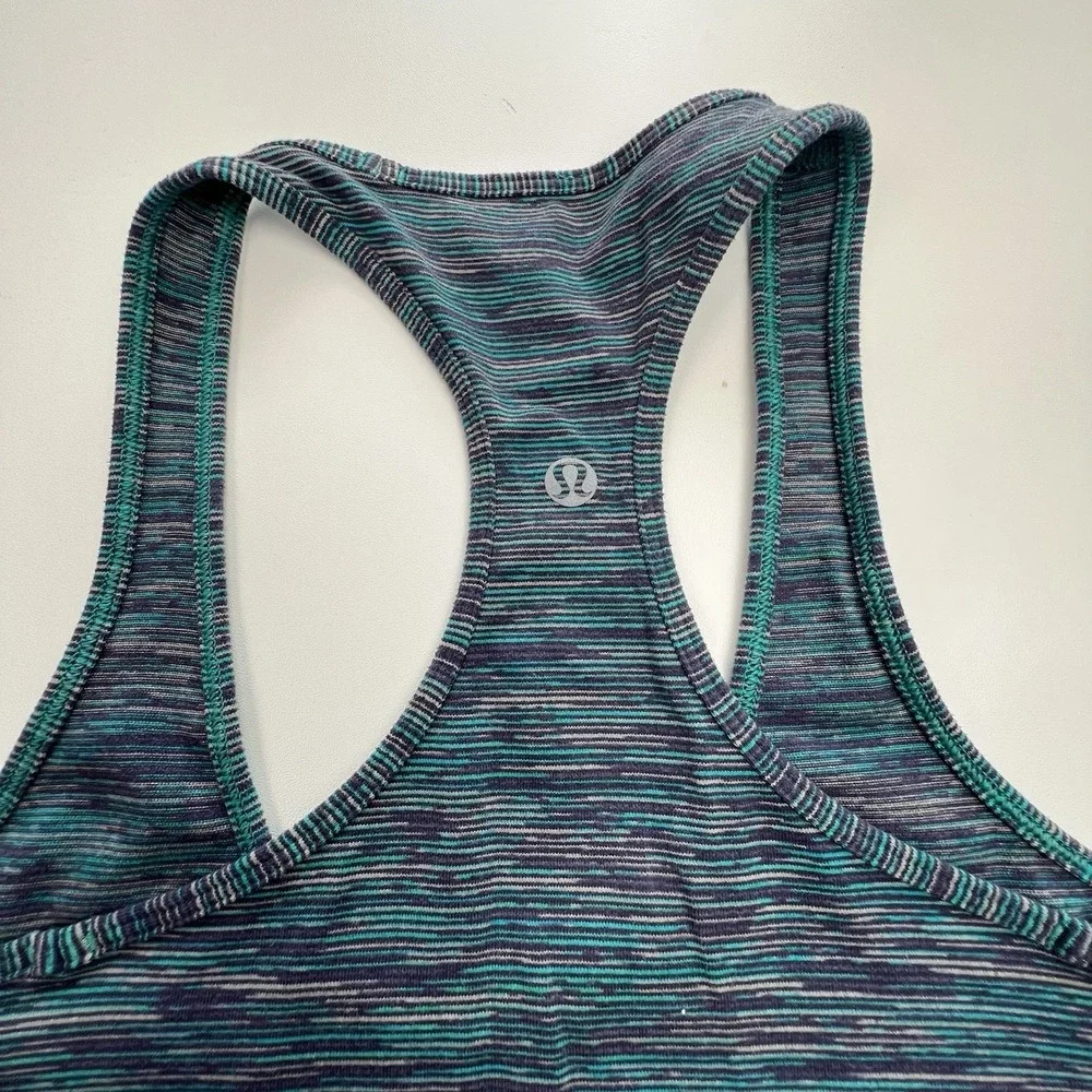 lululemon wee are from space blue tropics tank top 4/6?